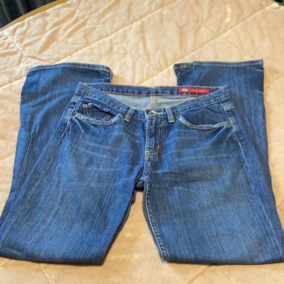 Denim laboratory flare leg Jean - Picture 4 of 9